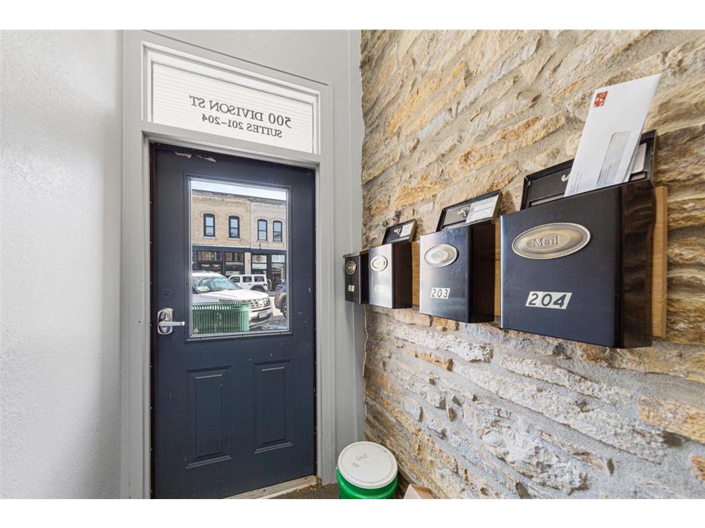 500 Division Street S #7 Northfield MN 55057 6823984 image3