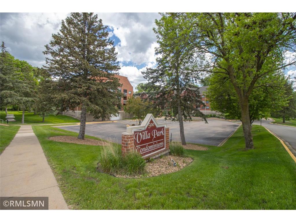 500 County Road B W #333 Roseville MN 55113 6538016 image1