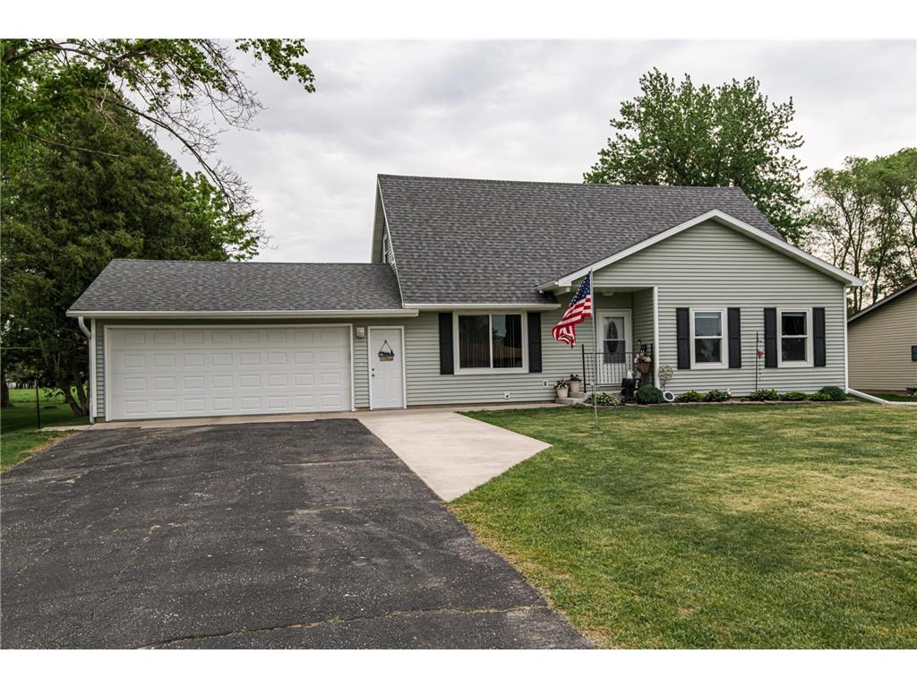 500 E Front Street Claremont MN 55924 6377045 image1