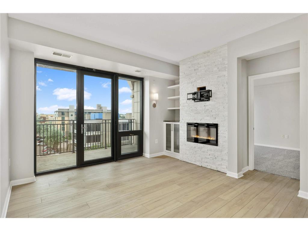 500 E Grant Street #0407 Minneapolis MN 55404 7103087 image2