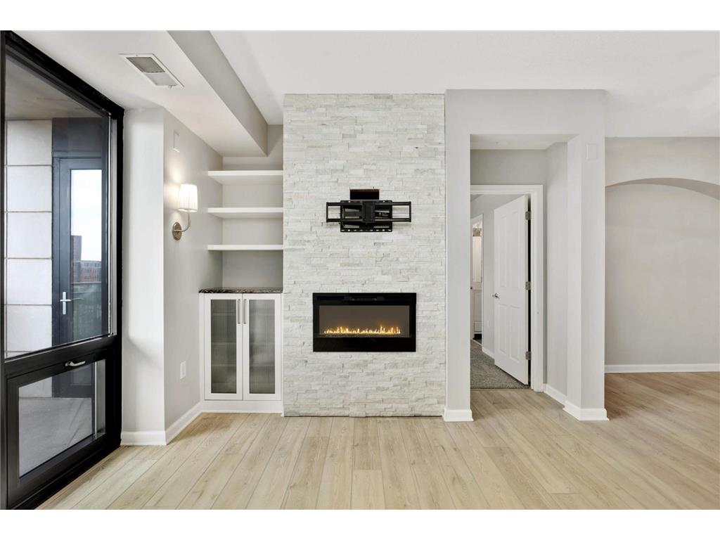 500 E Grant Street #0407 Minneapolis MN 55404 7103087 image4