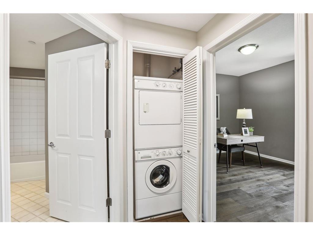 500 E Grant Street #1102 Minneapolis MN 55404 7005375 image30