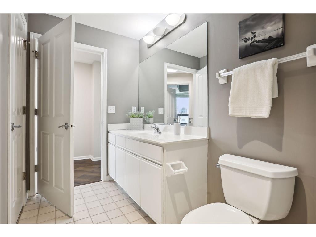 500 E Grant Street #1102 Minneapolis MN 55404 7005375 image41
