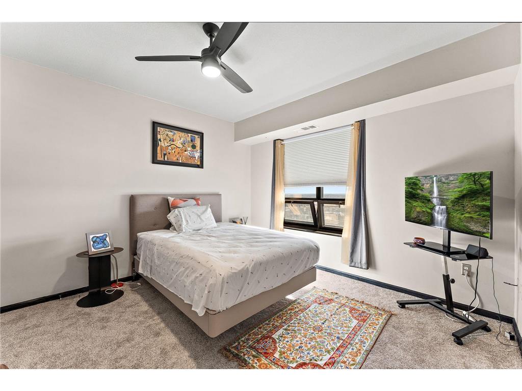 500 E Grant Street #1806 Minneapolis MN 55404 7021454 image12