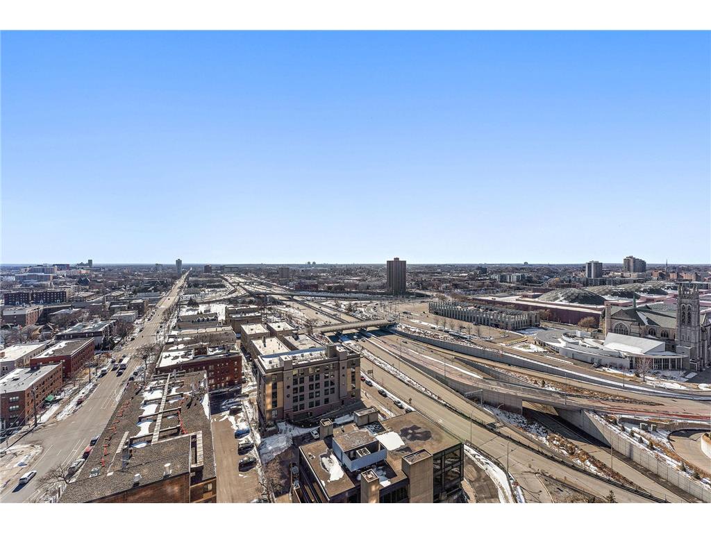 500 E Grant Street #1806 Minneapolis MN 55404 7021454 image28