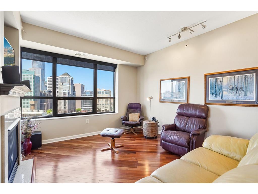 500 E Grant Street #1902 Minneapolis MN 55404 7086274 image5
