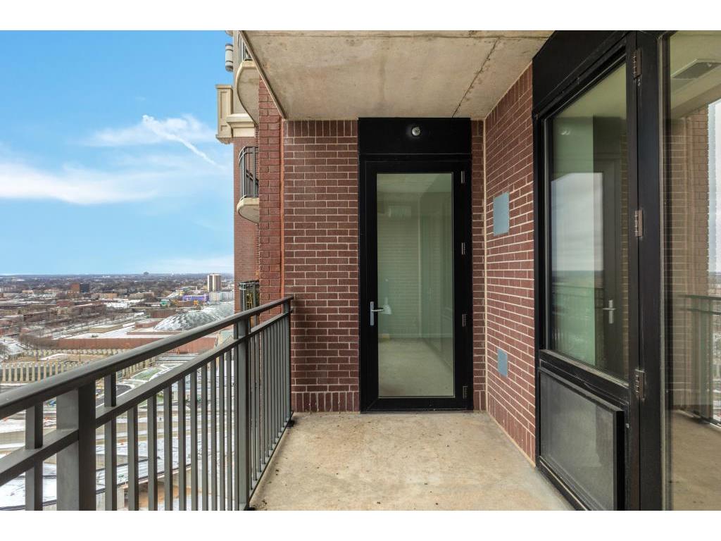 500 E Grant Street #2207 Minneapolis MN 55404 6825262 image14