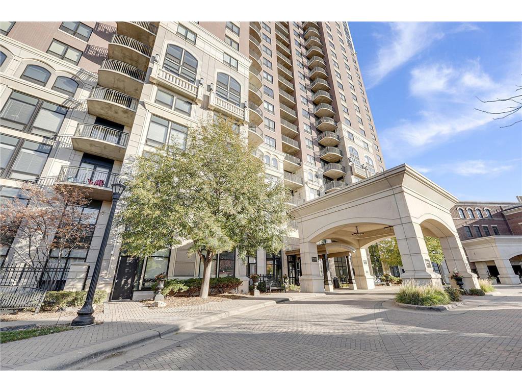 500 E Grant Street #2406 Minneapolis MN 55404 6464712 image1