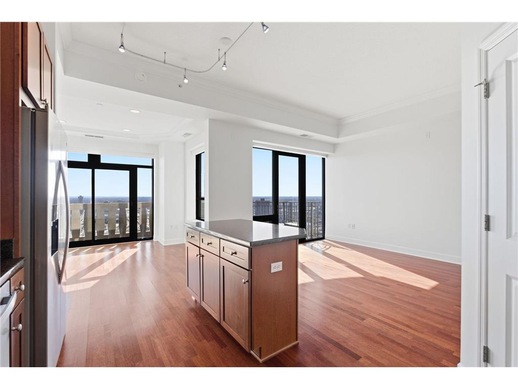 500 E Grant Street #2406 Minneapolis MN 55404 7028323 image12