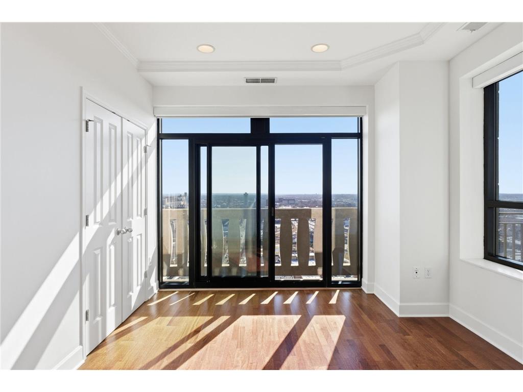 500 E Grant Street #2406 Minneapolis MN 55404 7086171 image25