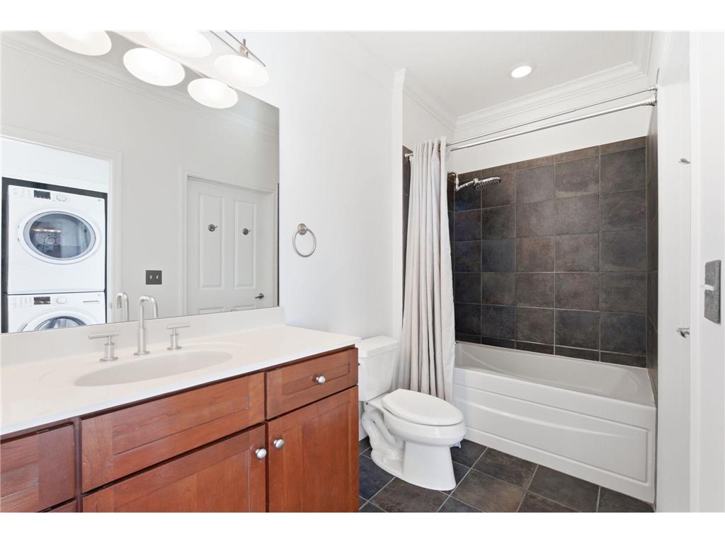 500 E Grant Street #2406 Minneapolis MN 55404 7086171 image37
