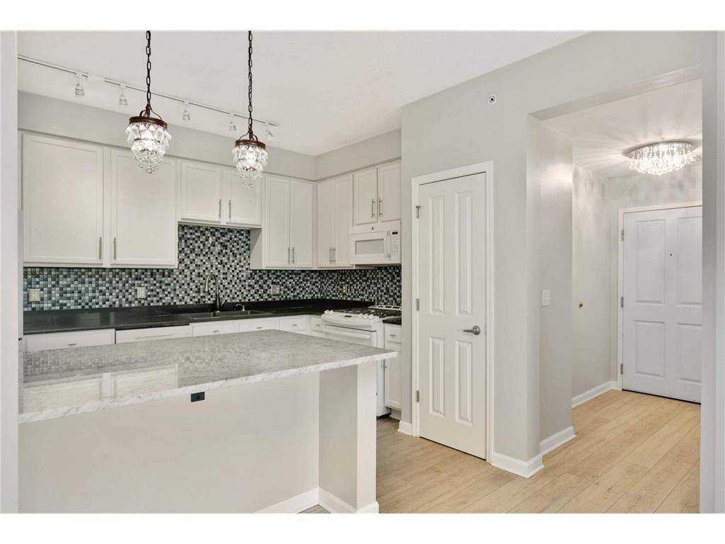 500 E Grant Street #407 Minneapolis MN 55404 7100252 image10