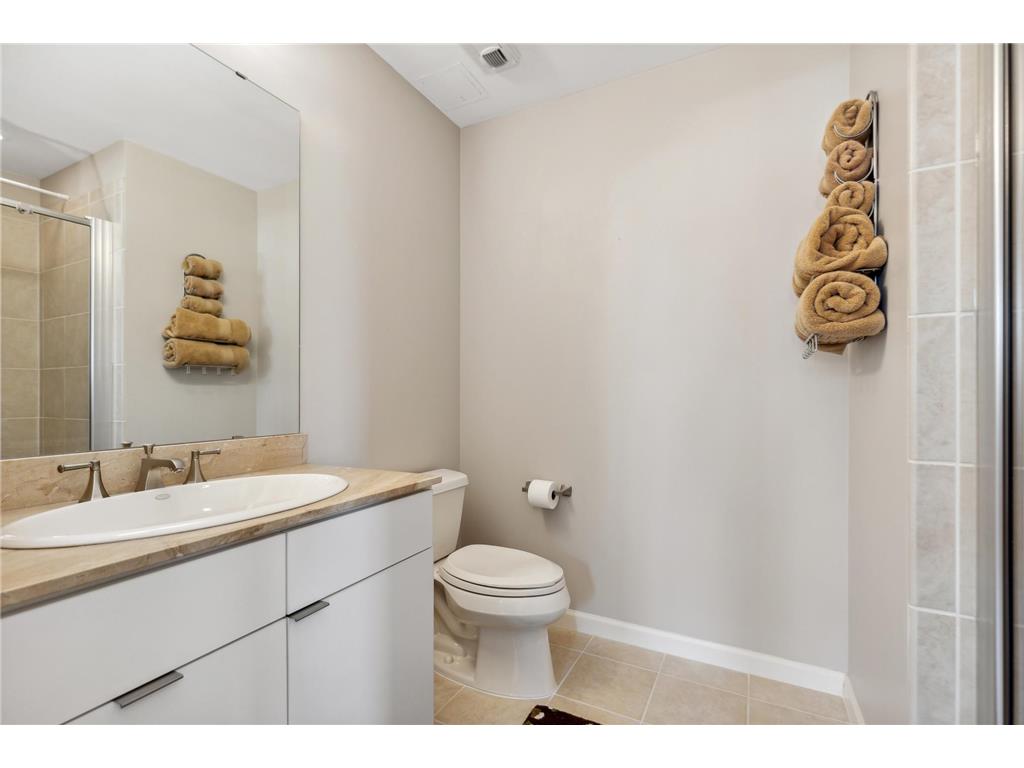 500 E Grant Street #704 Minneapolis MN 55404 6697291 image28