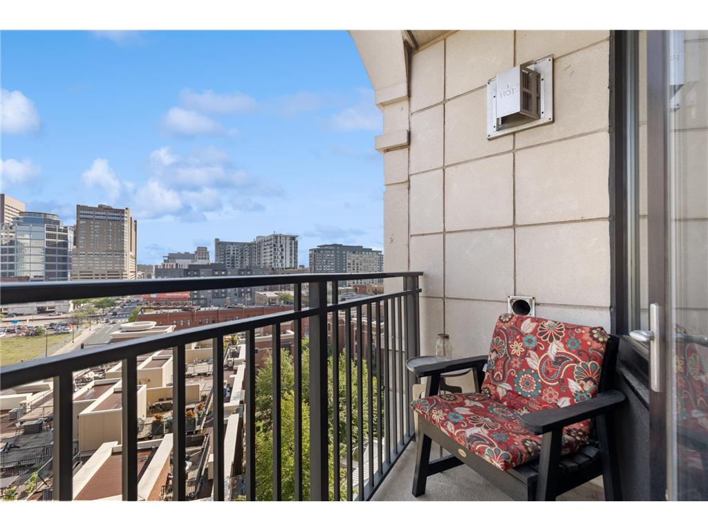 500 E Grant Street #704 Minneapolis MN 55404 6697291 image3