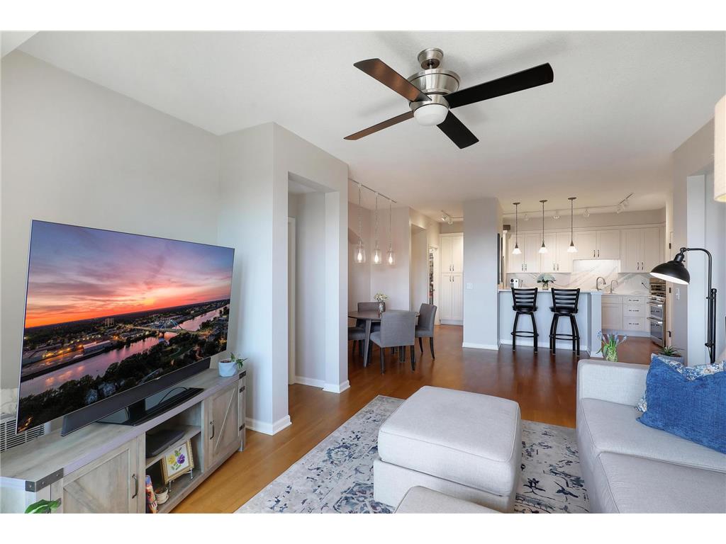 500 E Grant Street #707 Minneapolis MN 55404 7046154 image13