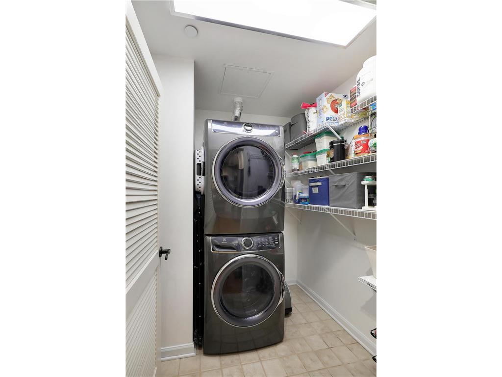 500 E Grant Street #707 Minneapolis MN 55404 7046154 image26