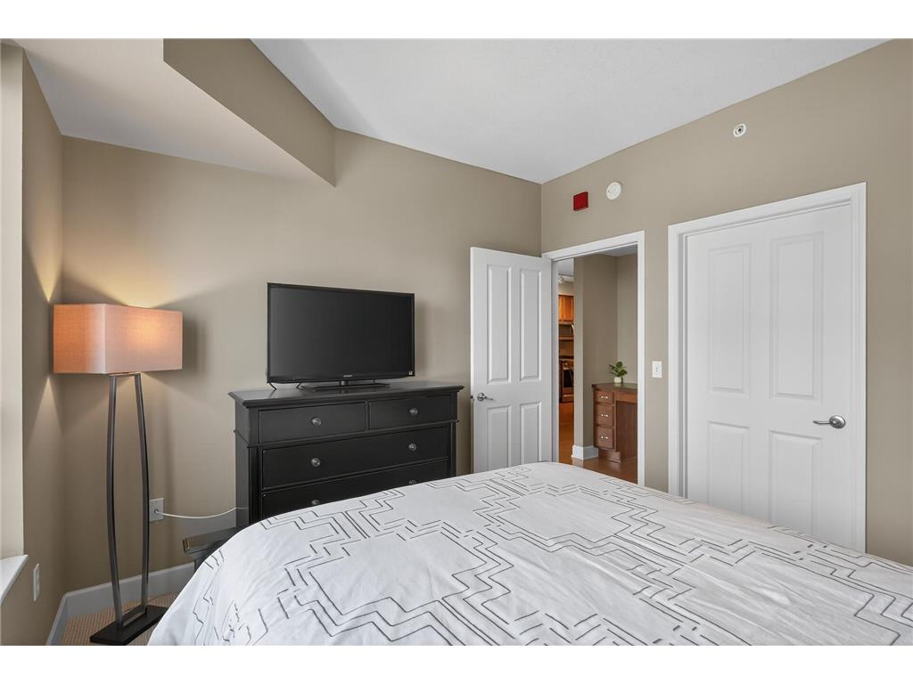 500 E Grant Street #709 Minneapolis MN 55404 7066667 image17