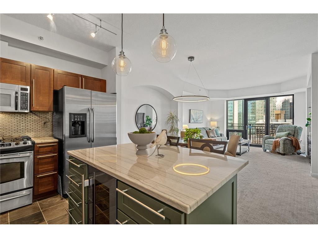 500 E Grant Street #803 Minneapolis MN 55404 6478809 image1