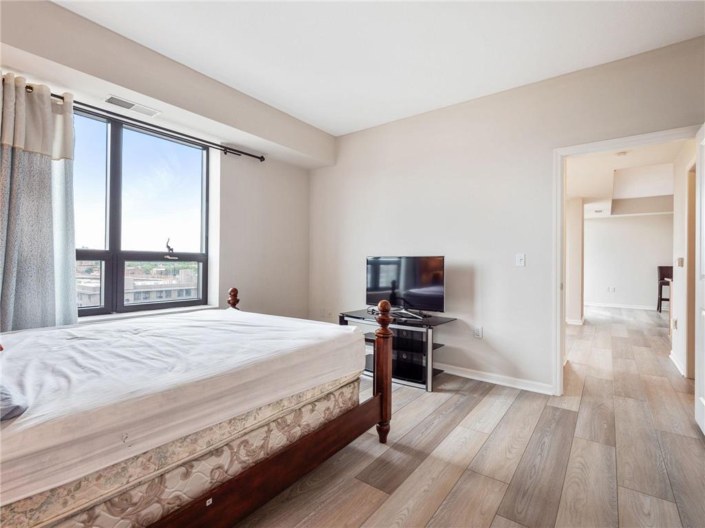 500 E Grant Street #806 Minneapolis MN 55404 7000879 image13