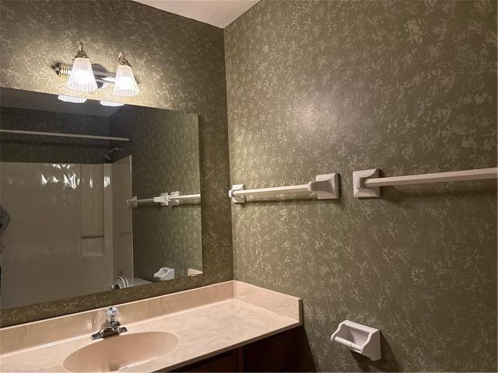 500 Etna Street #203 Saint Paul MN 55106 6822411 image20