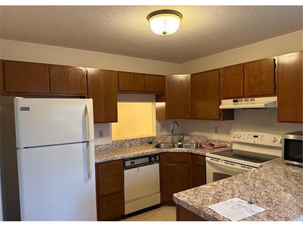 500 Etna Street #203 Saint Paul MN 55106 6822411 image5