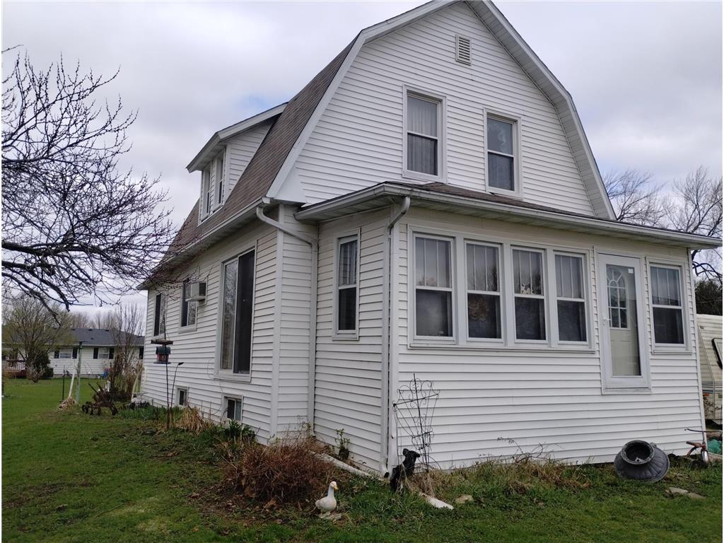 500 Highland Street West Concord MN 55985 7058056 image1