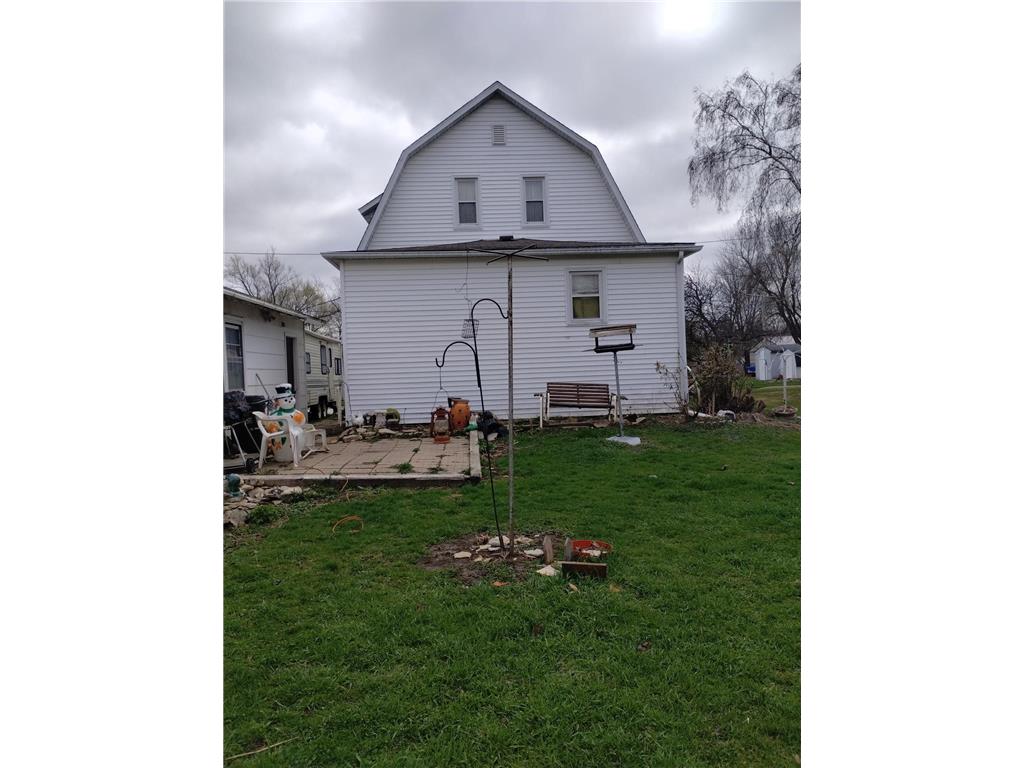 500 Highland Street West Concord MN 55985 7058056 image5