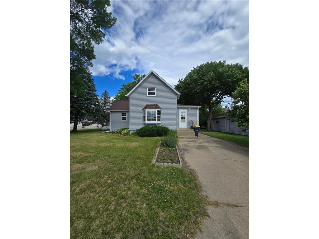 500 Lexington Street Milroy MN 56263 7095172 image1