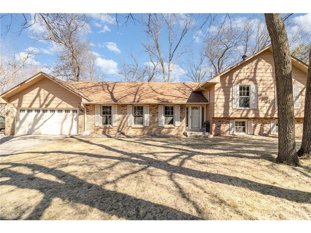500 Oakland Lane Burnsville MN 55337 6701136 image1