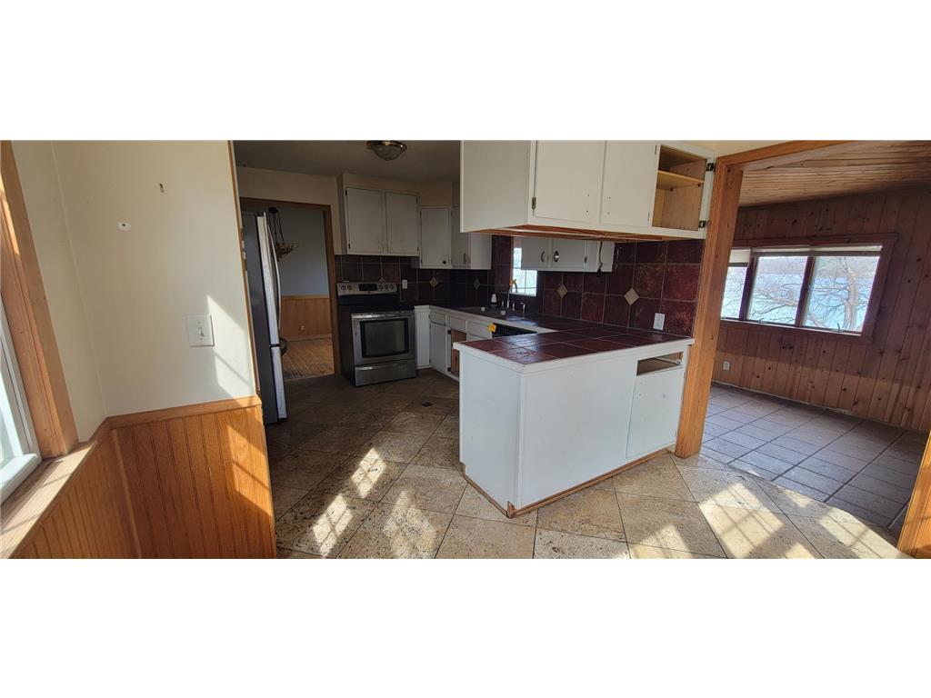 500 Riverside Boulevard Amery WI 54001 - Apple River 7047077 image10