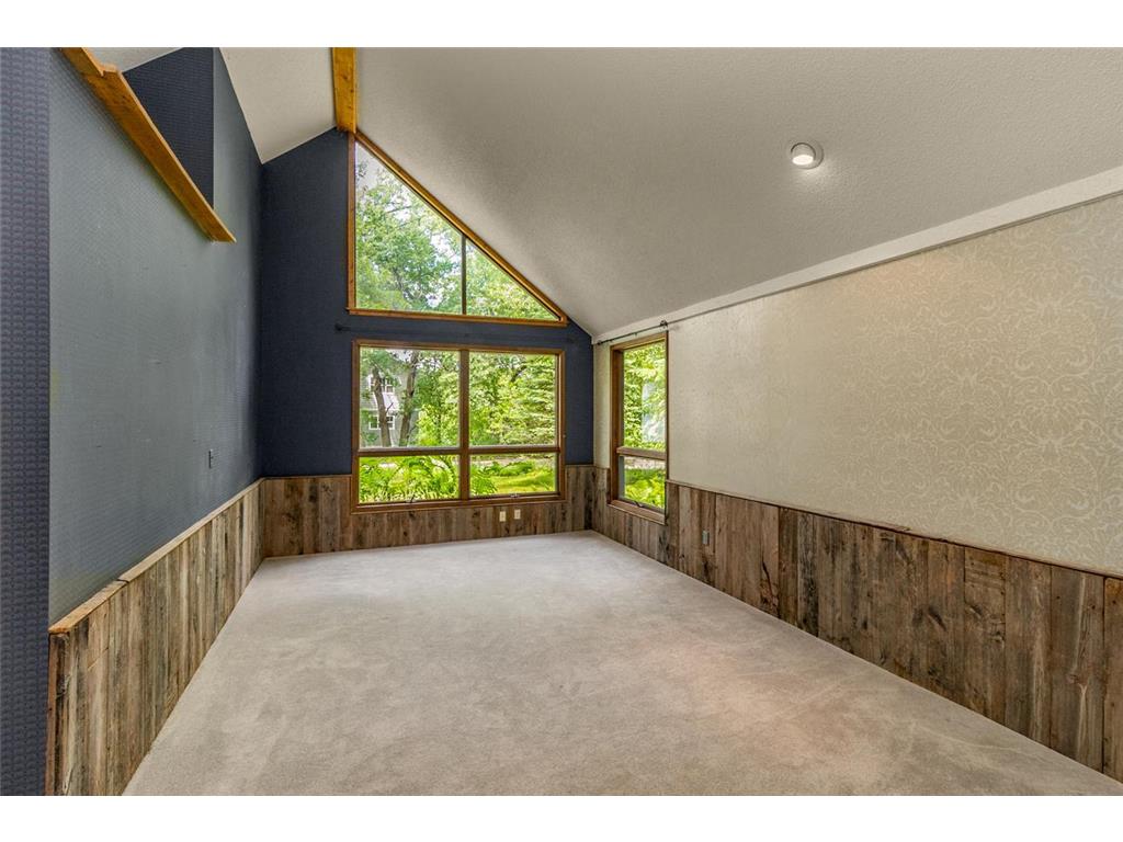 500 Robert Court Mahtomedi MN 55115 7066288 image10