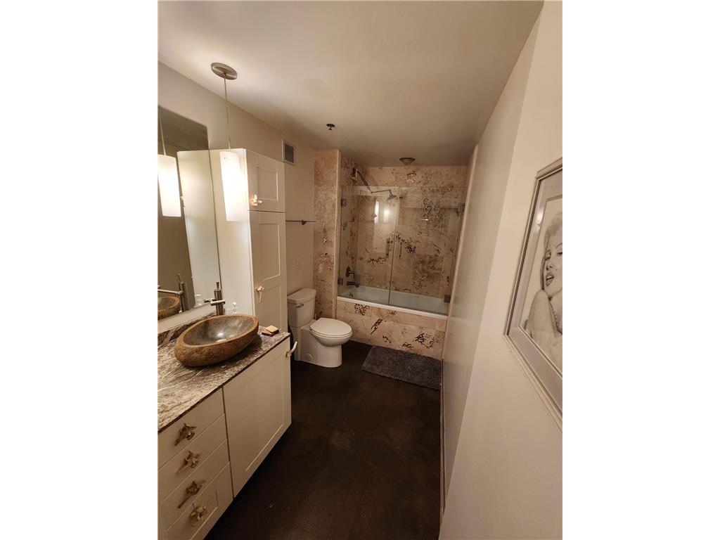 500 Robert Street N #502 Saint Paul MN 55101 7076349 image4