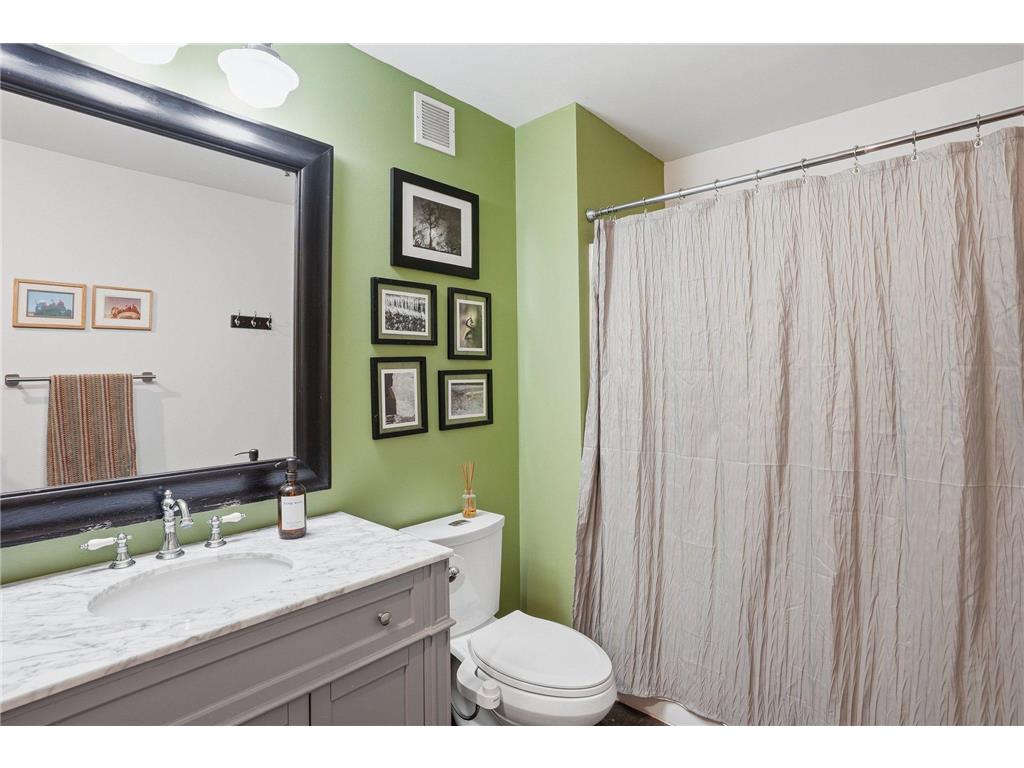 500 Robert Street N #702 Saint Paul MN 55101 7079219 image20