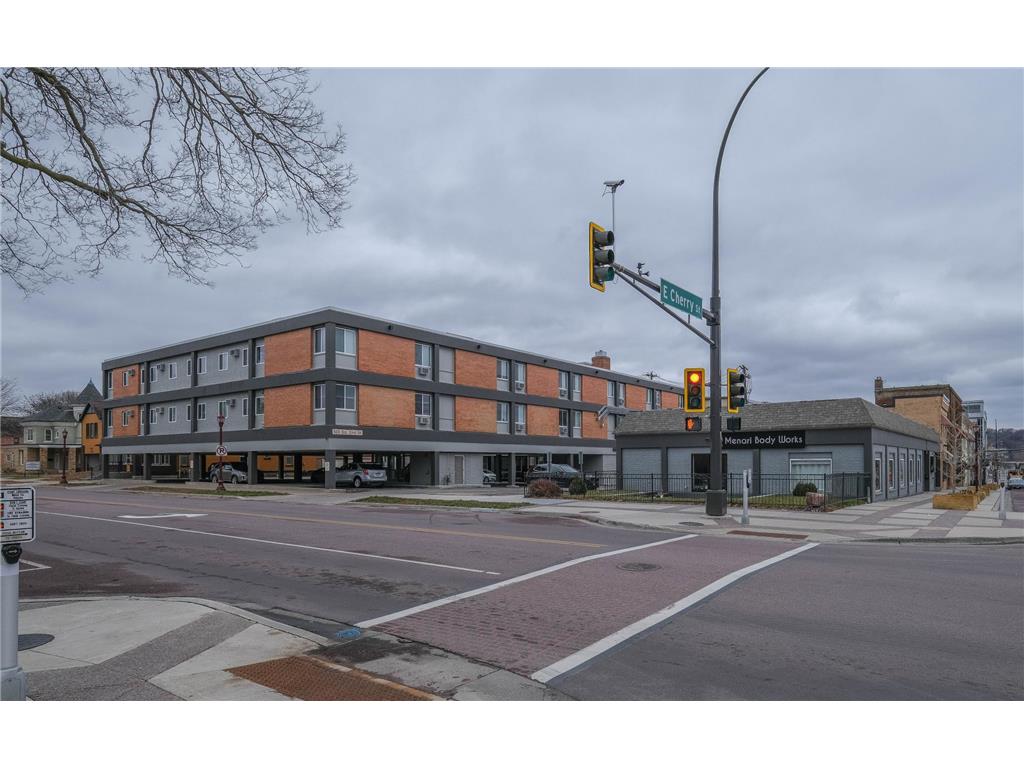 500 S 2nd Street Mankato MN 56001 7038261 image4