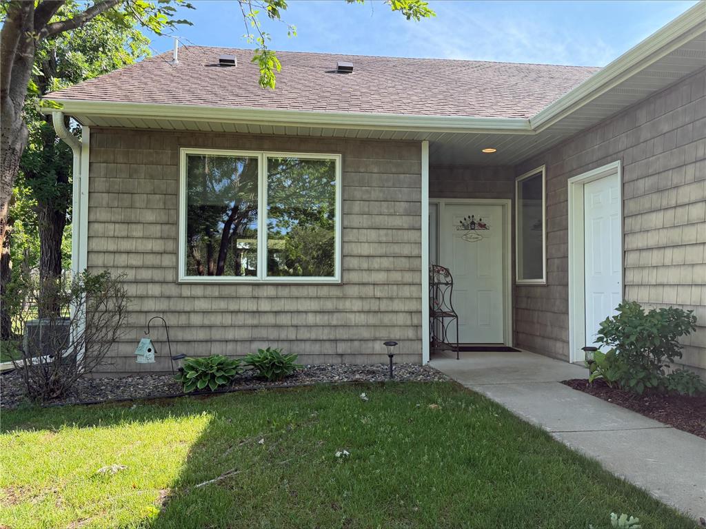 500 Shoreacres Court SW Bemidji MN 56601 - Irving 7090786 image1