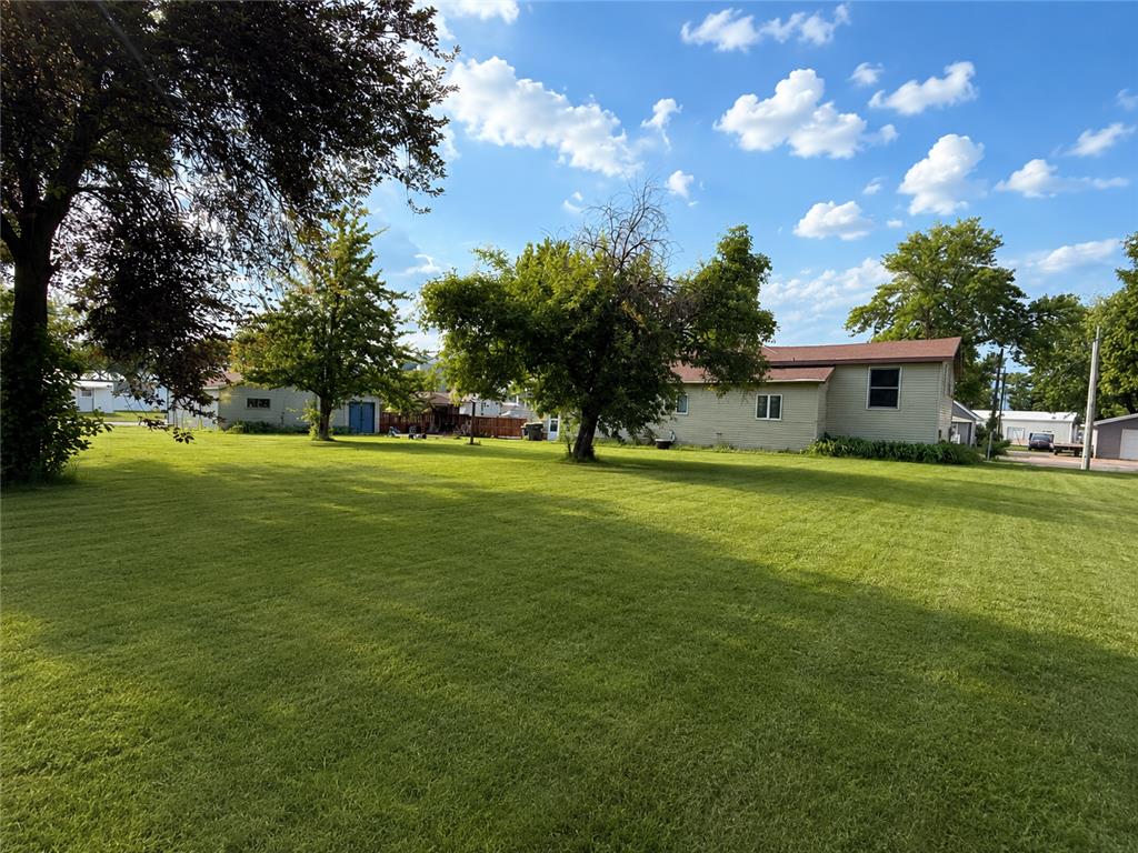 500 Superior Street Milroy MN 56263 7088355 image27