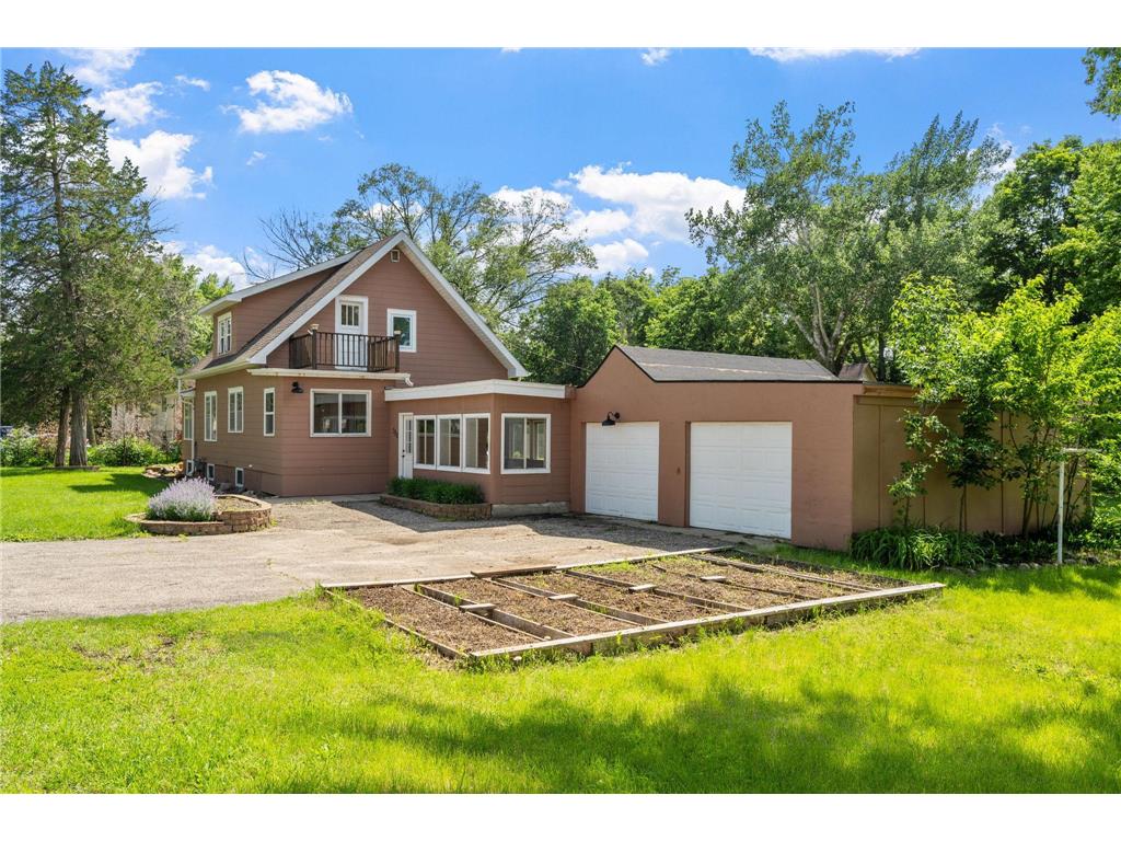 500 Wood Street N Jordan MN 55352 6544528 image1