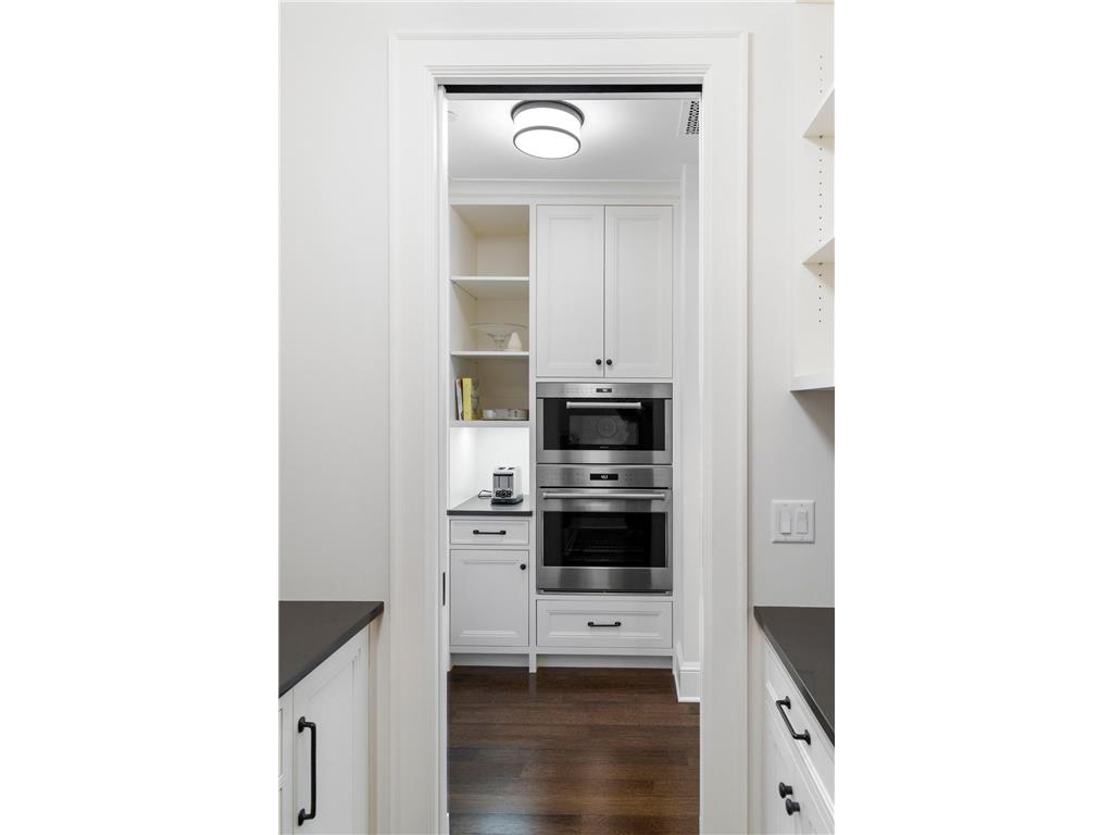 5000 France Avenue S #41 Edina MN 55410 7053473 image16
