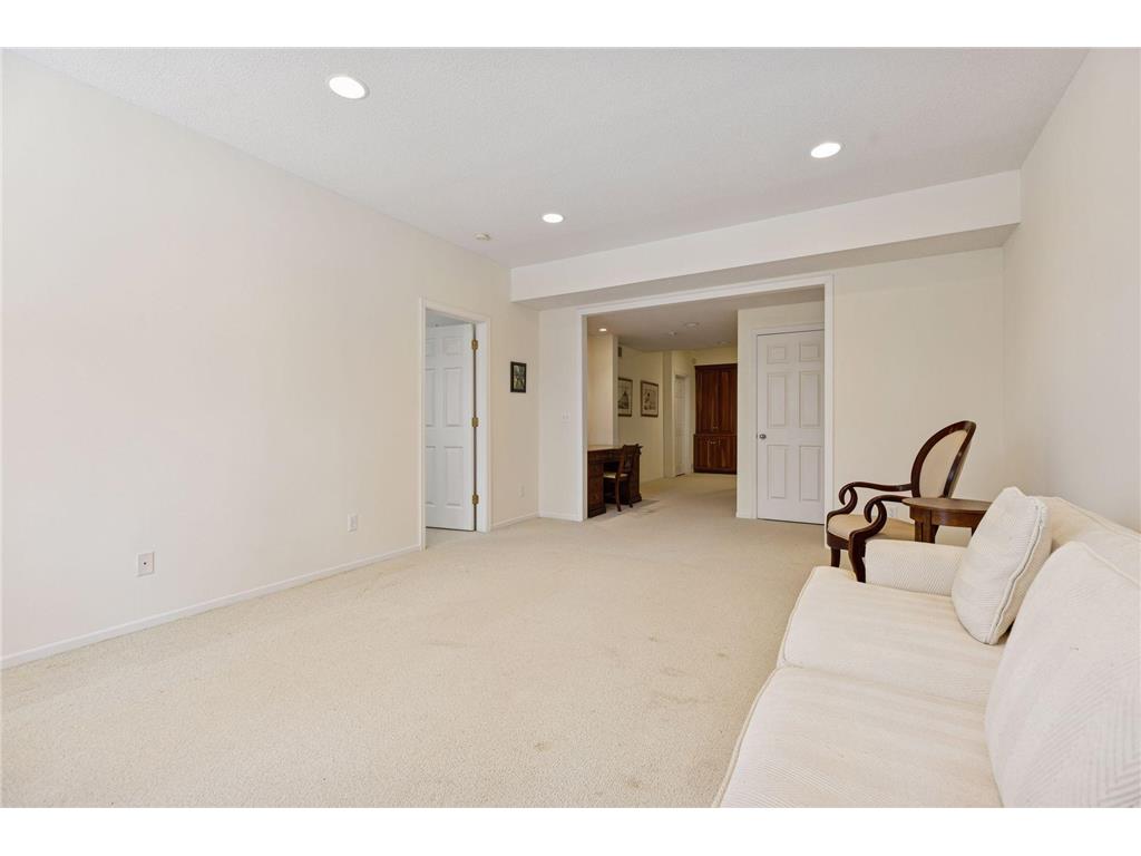 5000 Malibu Drive Edina MN 55436 7068441 image28