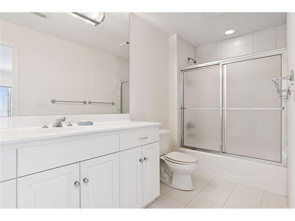 5000 Malibu Drive Edina MN 55436 7068441 image30