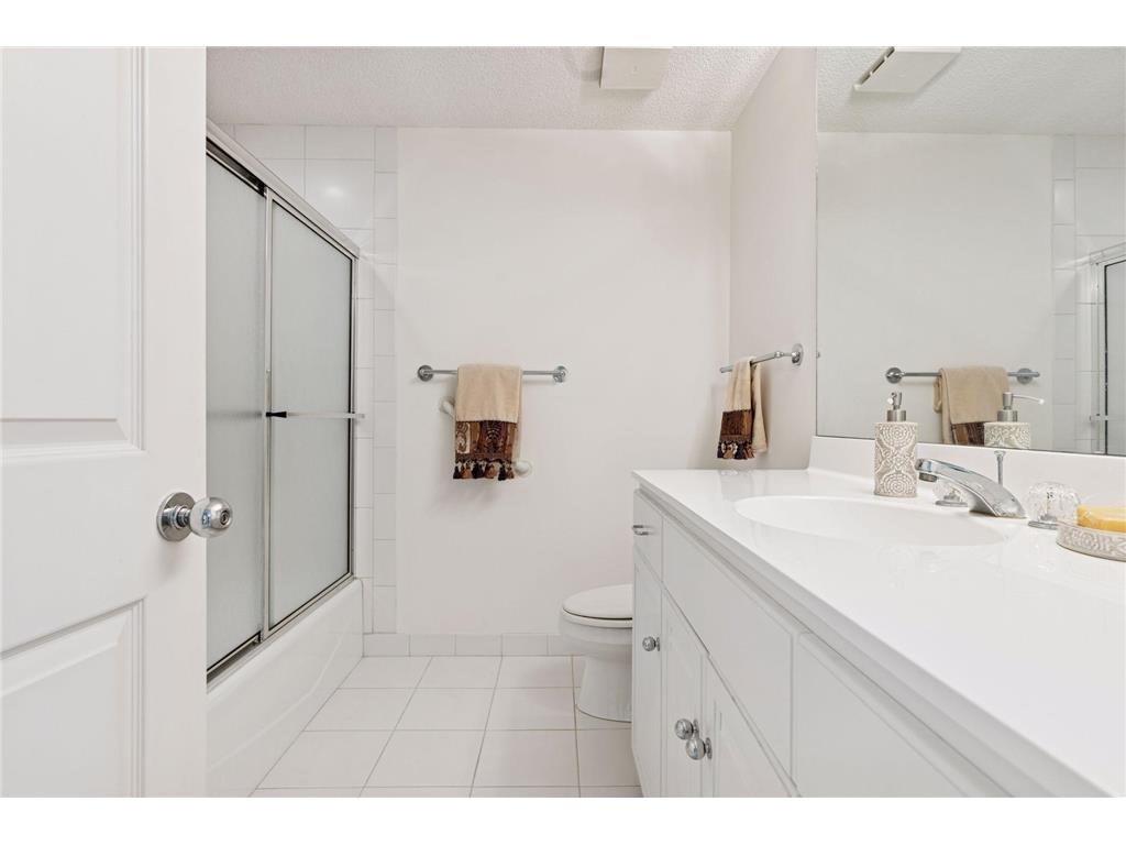 5000 Malibu Drive Edina MN 55436 7068441 image31