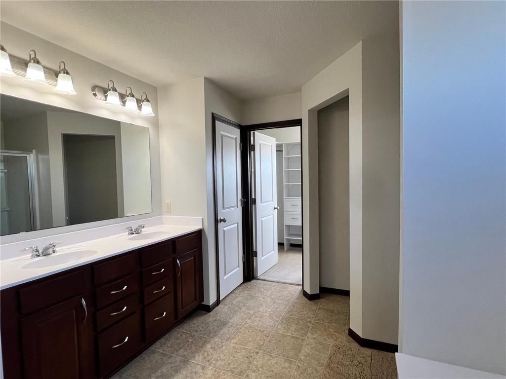 5000 Merrimac Lane N Plymouth MN 55446 7002712 image29