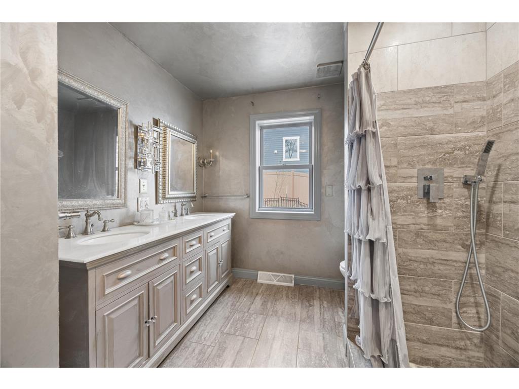 5000 Tuxedo Boulevard Mound MN 55364 - Lake Minnetonka 7058002 image27