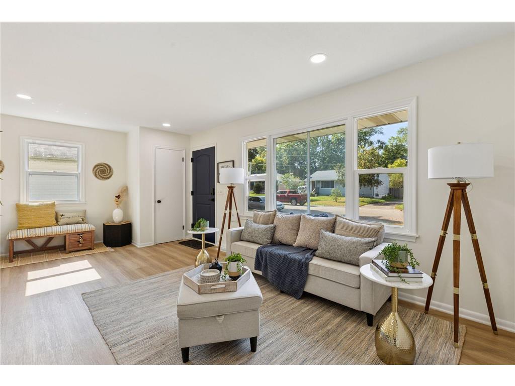 5002 Welcome Avenue N Crystal MN 55429 6796467 image1