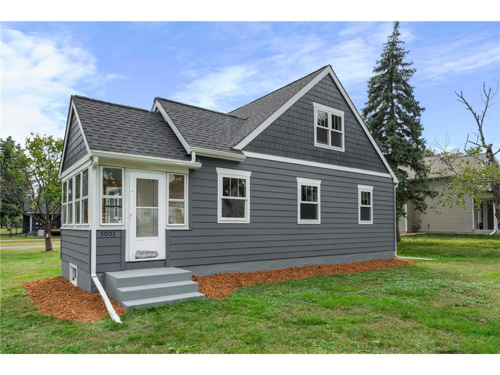 5003 Fairview Avenue N Crystal MN 55429 7022481 image1