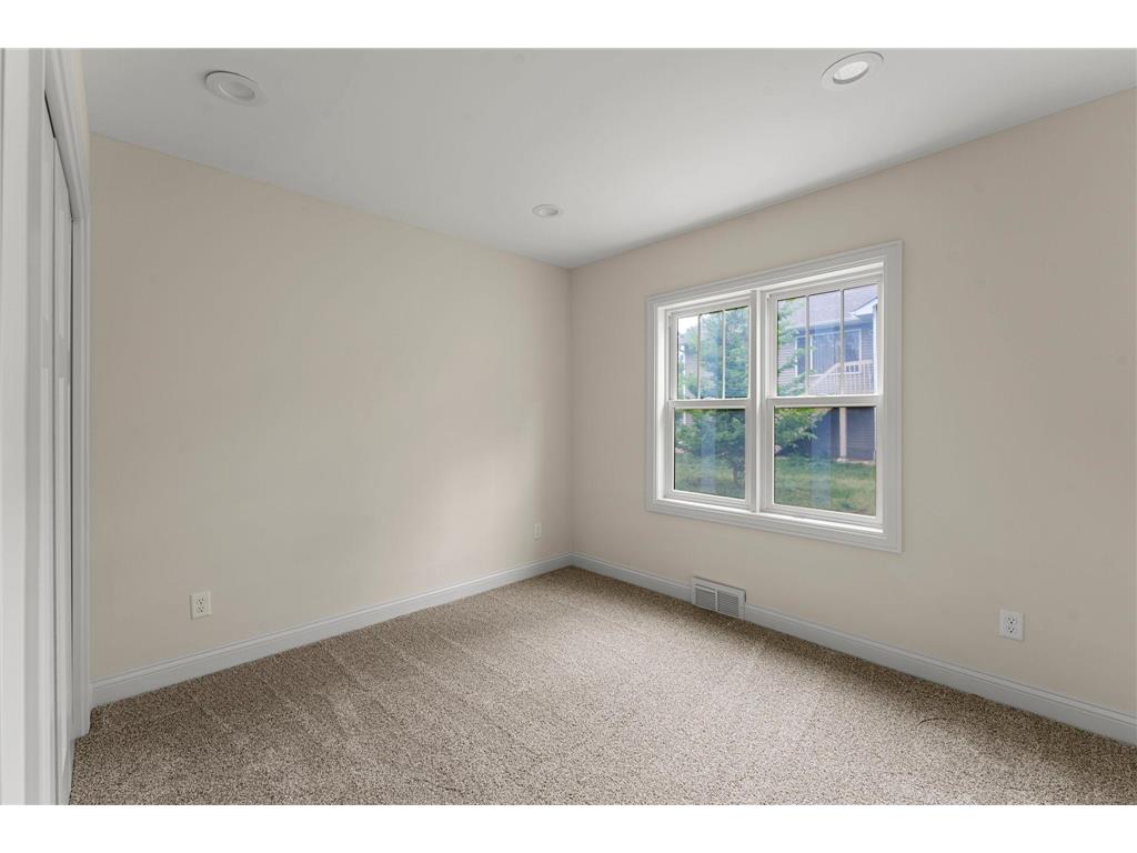 5003 Fairview Avenue N Crystal MN 55429 7061580 image15
