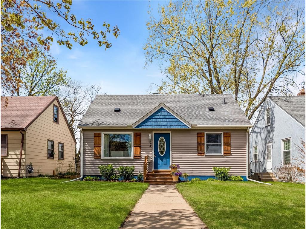 5004 5th Street NE Columbia Heights MN 55421 7073745 image1