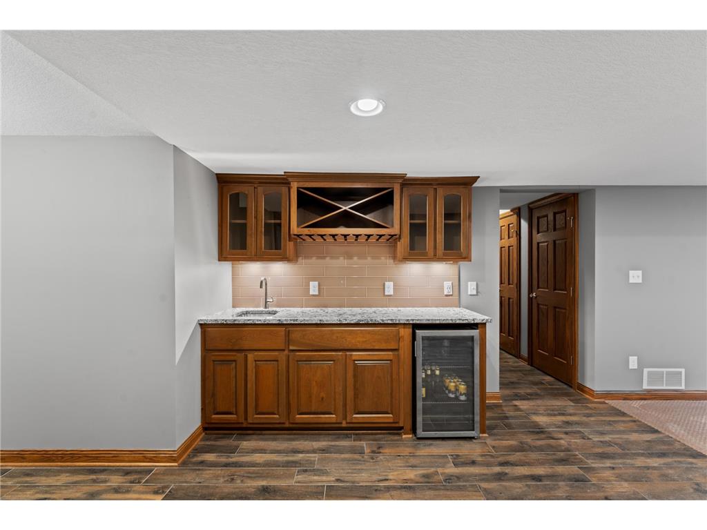 5005 Scenic Oak Drive SW Rochester MN 55902 6800448 image23
