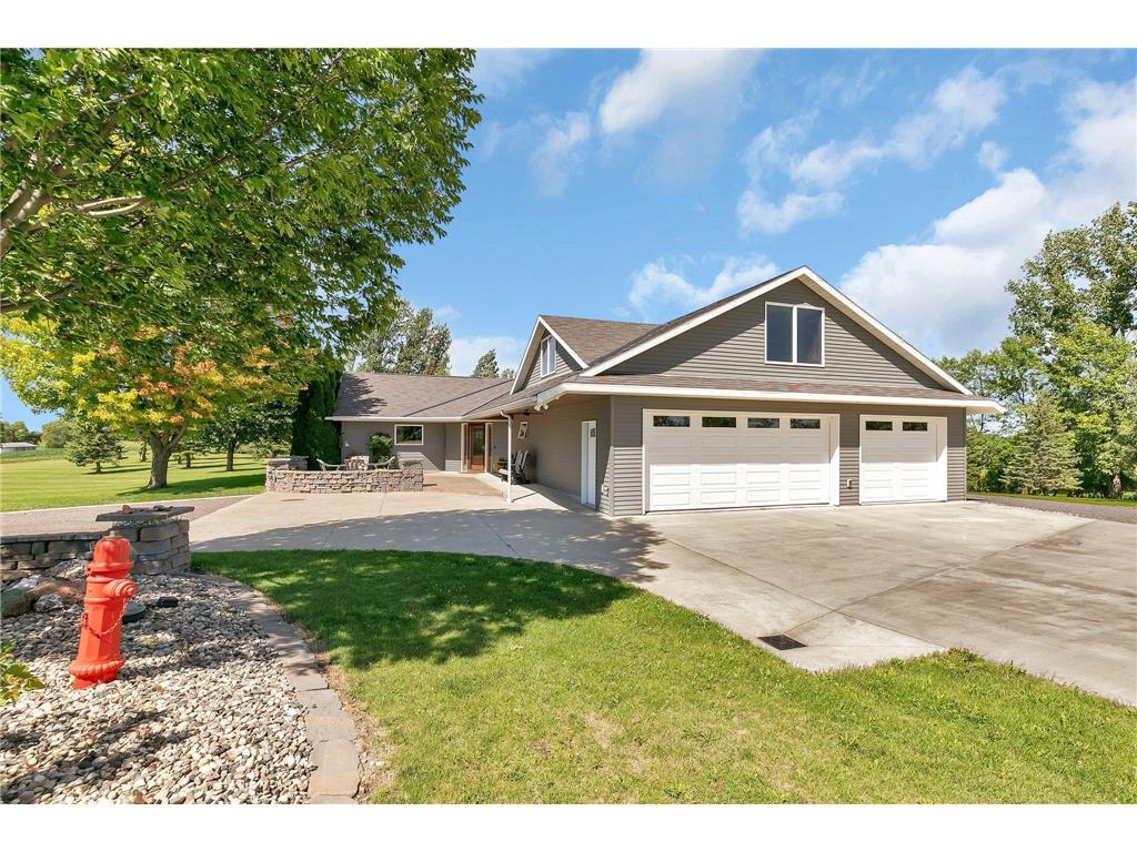5006 60th Avenue NE Willmar MN 56201 6419515 image1
