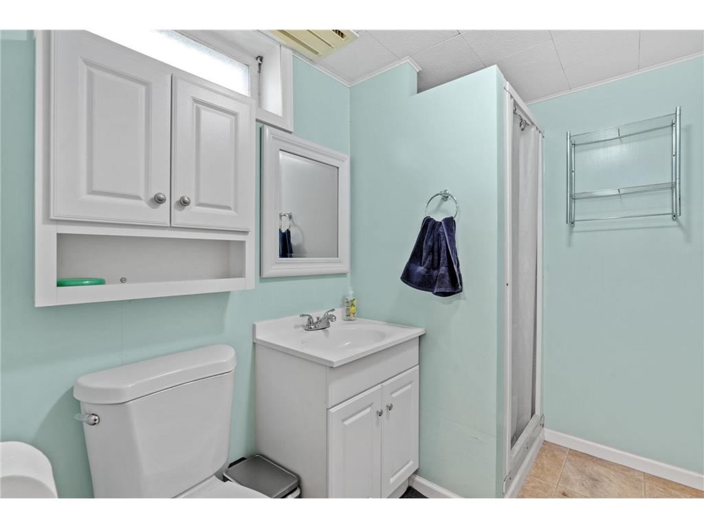 5006 Zenith Avenue N Brooklyn Center MN 55429 7020278 image24
